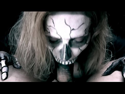 ❤️ ສາວ Demon ດູດ cock ກັບປາກສີດໍາຂອງນາງແລະກືນ cum. ❌ ມີເພດສຳພັນ ຢູ່ຄອມ lo.villagesexvideos.ru